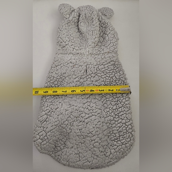 6 Sweater Coat Clothes For MEDIUM  Dog 12/14 Pound Warm Clothing Good CONDITION - Picture 9 of 16